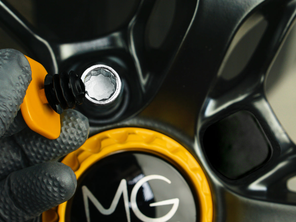 Lug Nut Covers for Motec Ultimate (MCR4)